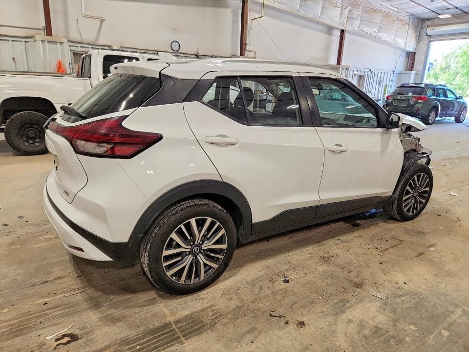 2021 NISSAN KICKS SV 3