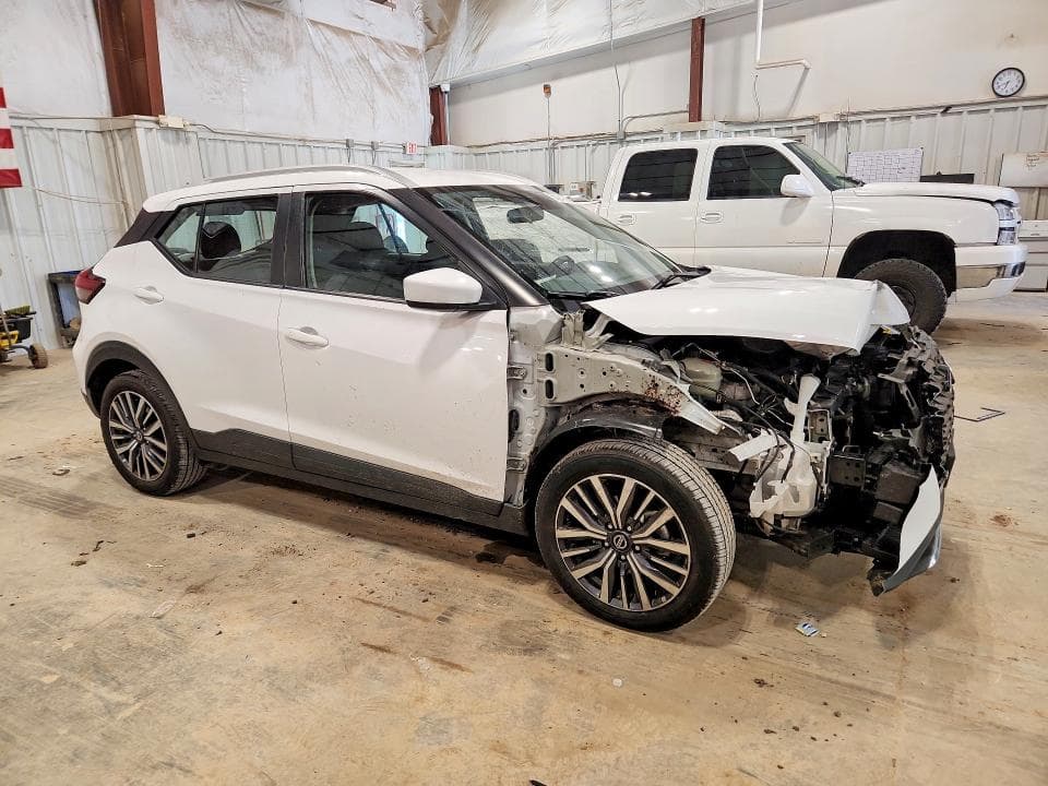 2021 NISSAN KICKS SV 4