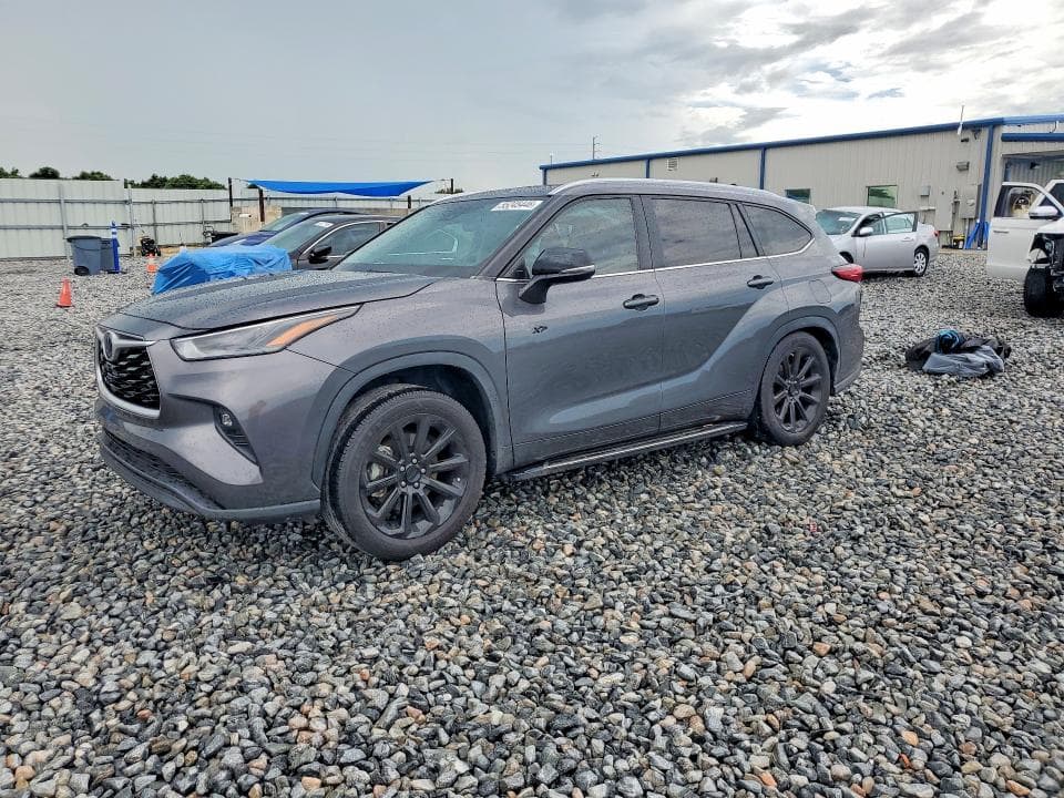 2023 TOYOTA HIGHLANDER XLE XLE - 1
