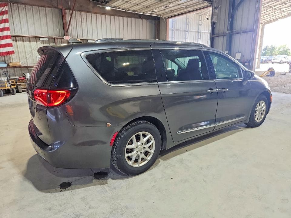 2020 CHRYSLER PACIFICA 3
