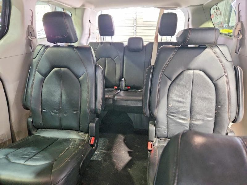 2020 CHRYSLER PACIFICA 10