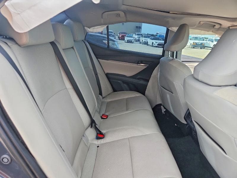 2025 TOYOTA CAMRY XLE 10