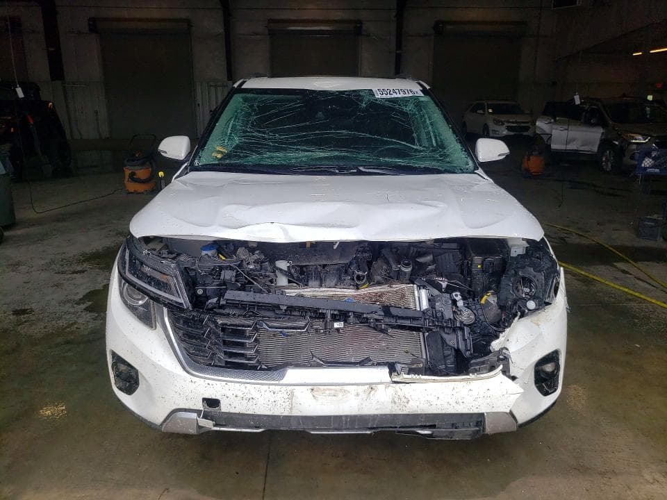 2024 KIA SELTOS EX EX 5