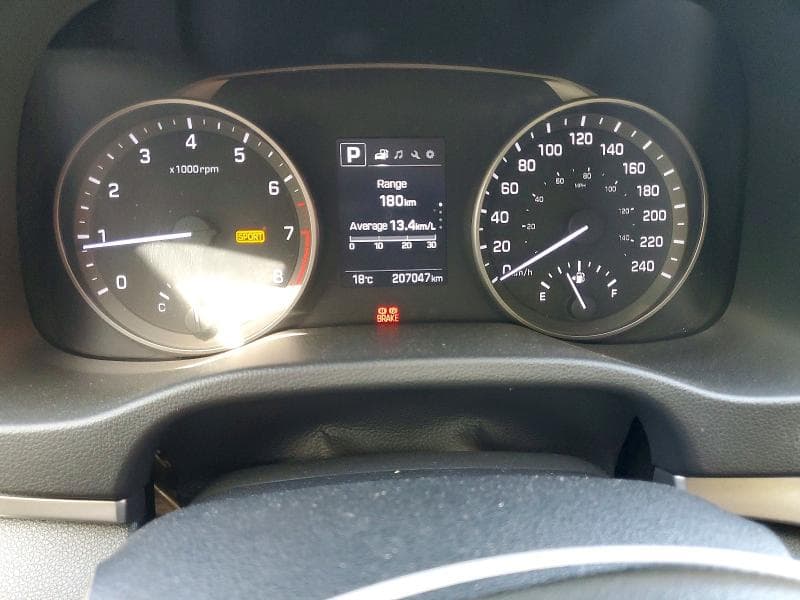 2018 HYUNDAI ELANTRA SEL 9