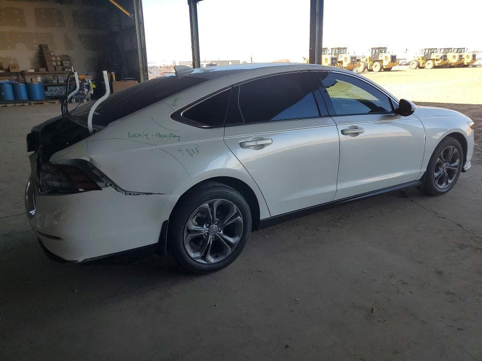 2024 HONDA ACCORD EX 3