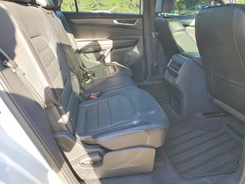 2024 VOLKSWAGEN ATLAS CROSS SPORT SEL R-LINE 11