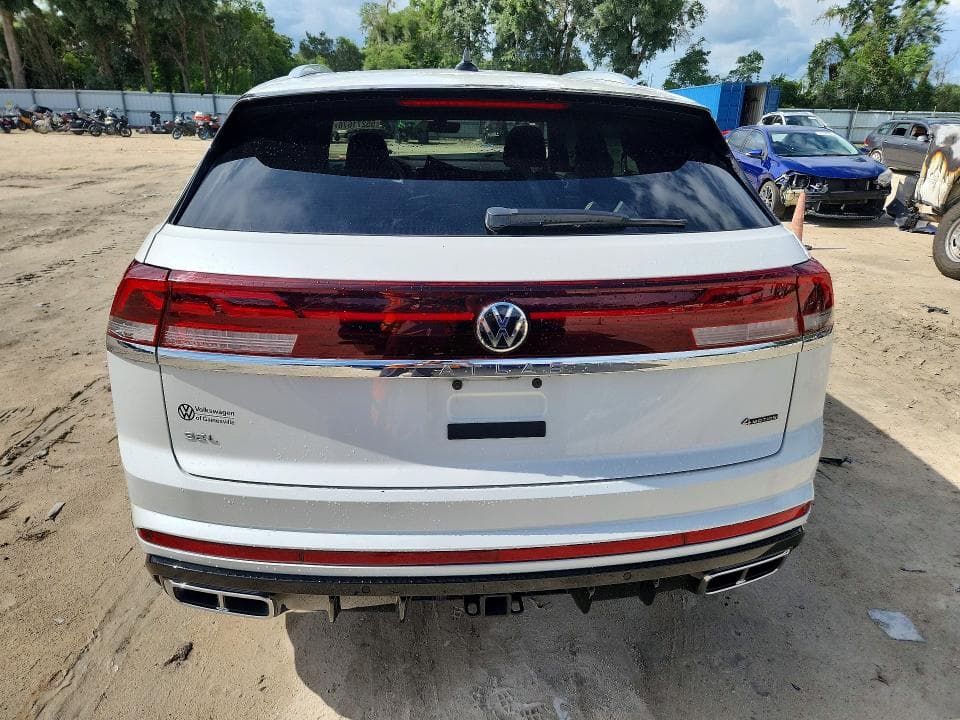 2024 VOLKSWAGEN ATLAS CROSS SPORT SEL R-LINE 6