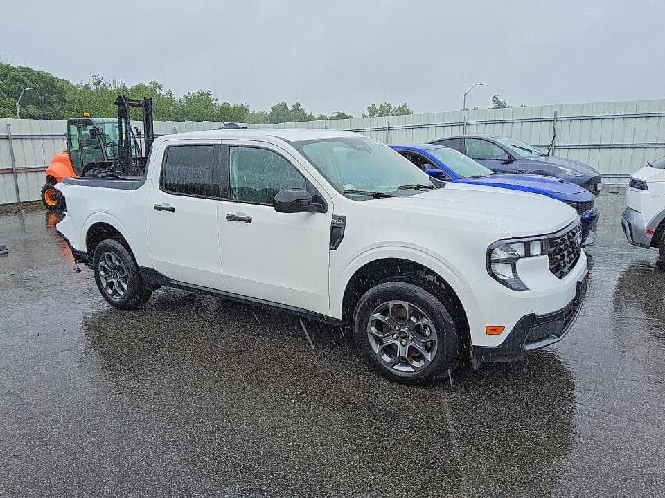 2025 FORD MAVERICK XLT 4