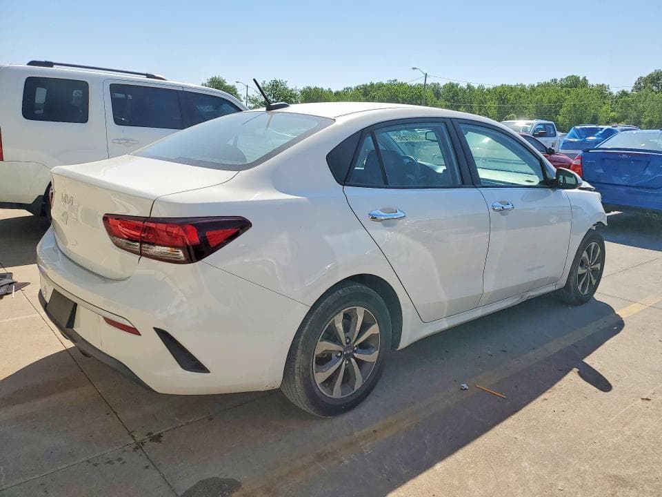 2022 KIA RIO S 3