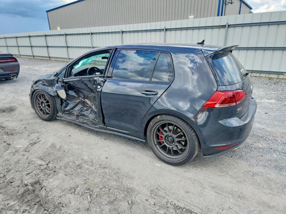 2017 VOLKSWAGEN GTI SPORT 2