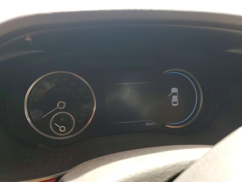 2023 GENESIS G70 2.0T 9