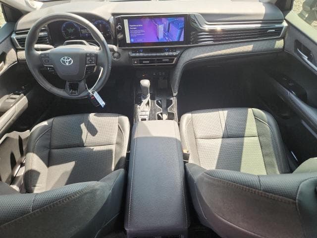 2025 TOYOTA CAMRY XLE XLE 8