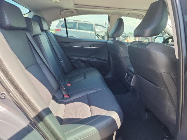 2025 TOYOTA CAMRY XLE XLE 10