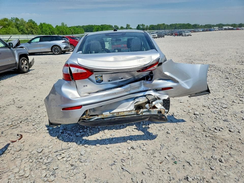 2017 FORD FIESTA SE 6