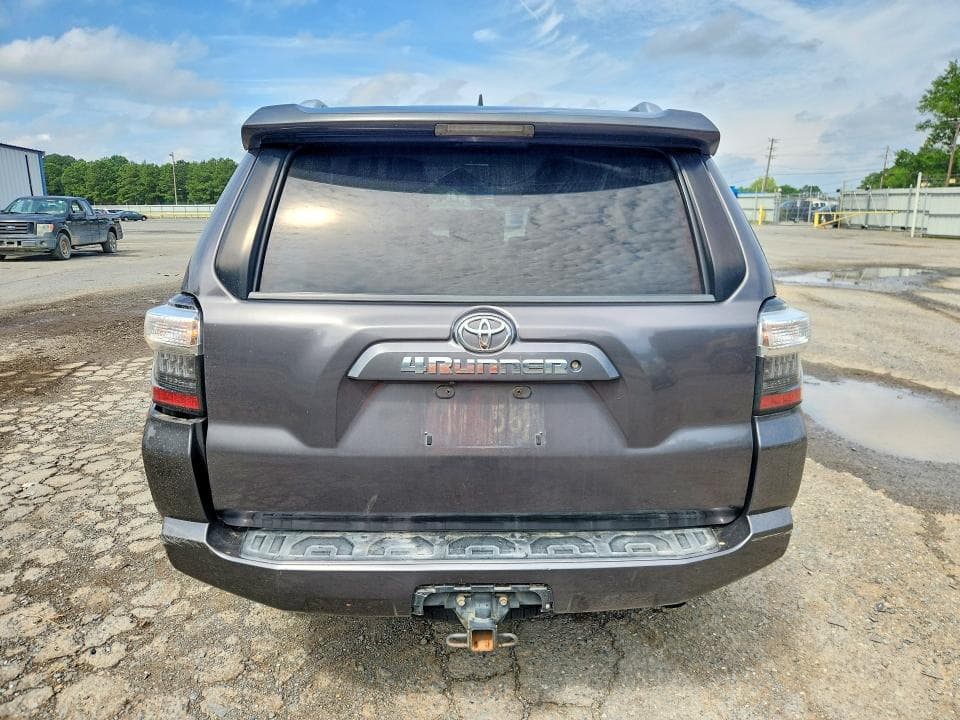 2016 TOYOTA 4RUNNER SR5 6