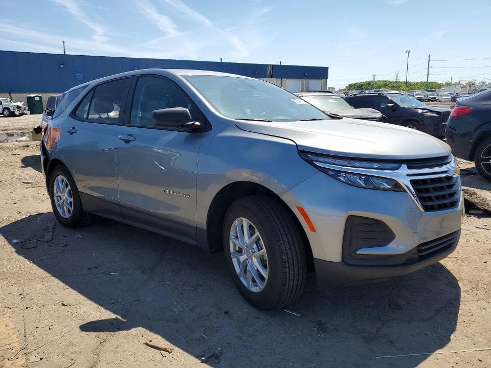 2024 CHEVROLET EQUINOX LS 4