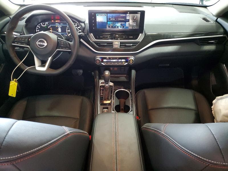 2025 NISSAN ALTIMA SR 8