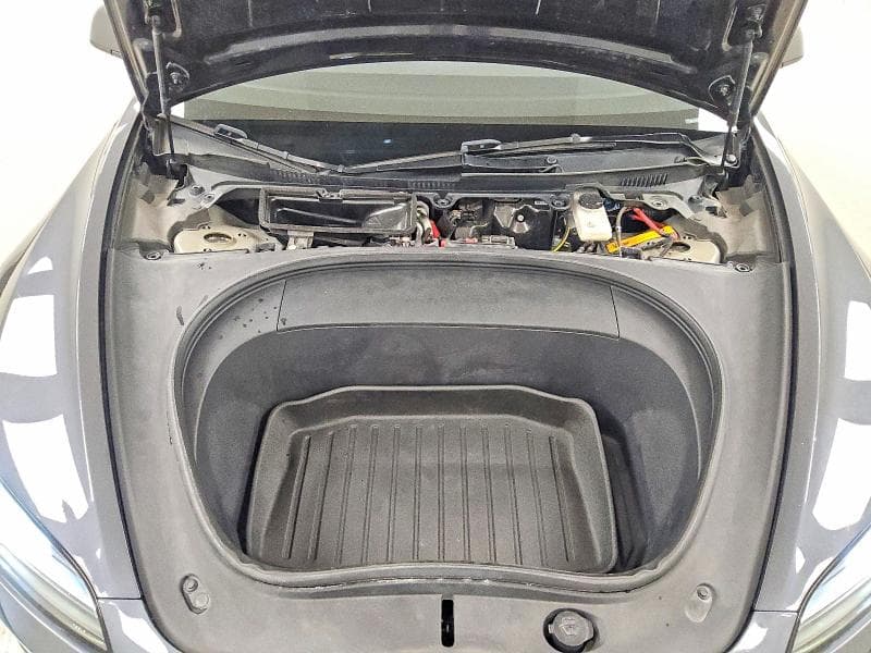 2024 TESLA MODEL 3 11