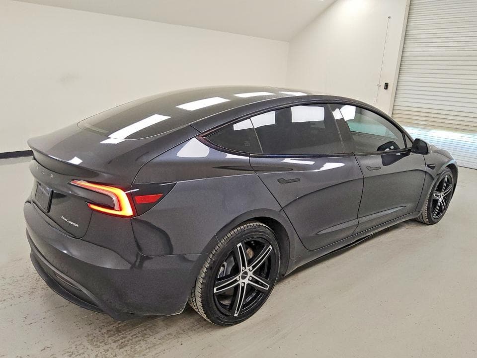 2024 TESLA MODEL 3 3