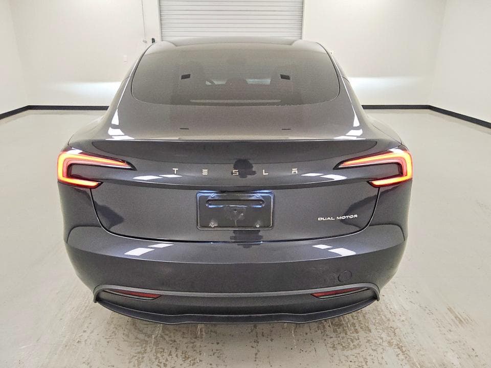 2024 TESLA MODEL 3 6