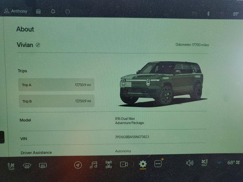 2025 RIVIAN R1S ADVENTURE 10