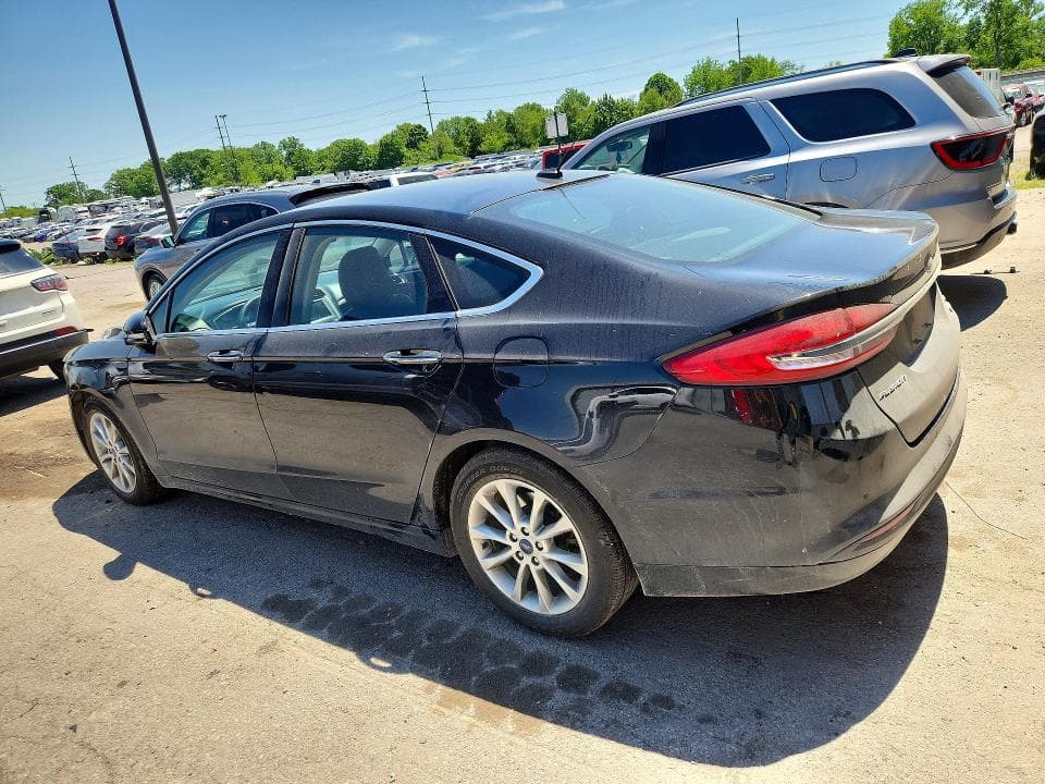 2017 FORD FUSION SE 2