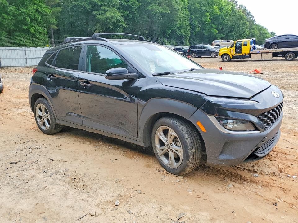 2022 HYUNDAI KONA SEL 4
