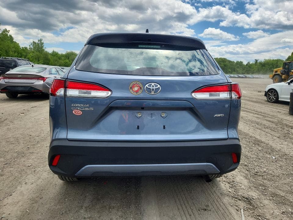 2025 TOYOTA COROLLA CROSS L 6