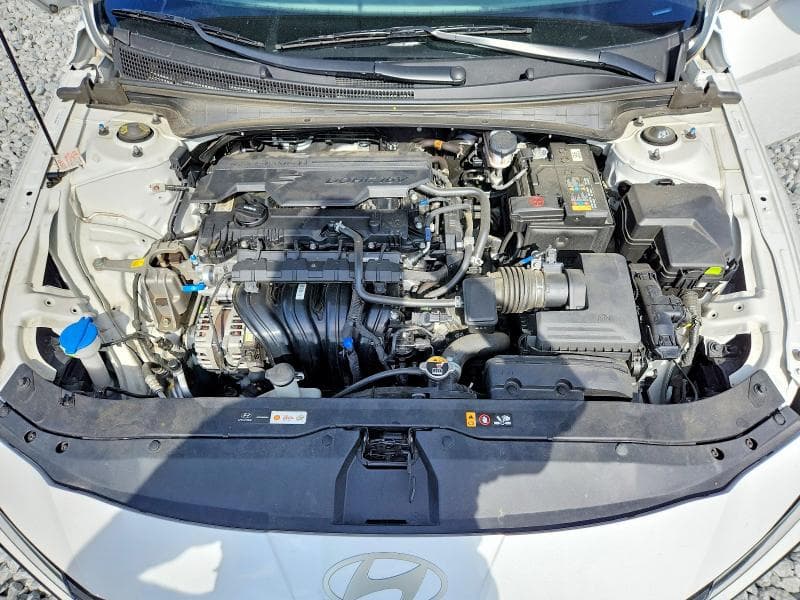 2025 HYUNDAI ELANTRA SEL 11