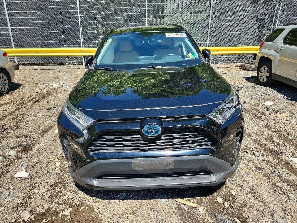 2021 TOYOTA RAV4 HYBRID XLE PREMIUM 5