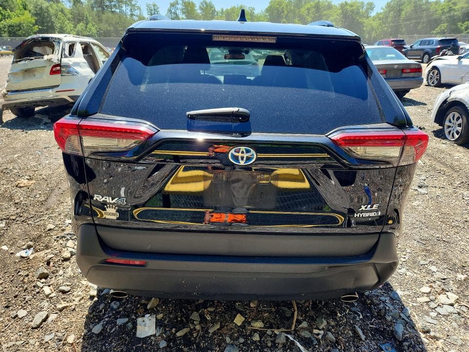 2021 TOYOTA RAV4 HYBRID XLE PREMIUM 6