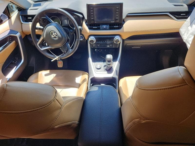 2021 TOYOTA RAV4 HYBRID XLE PREMIUM 8