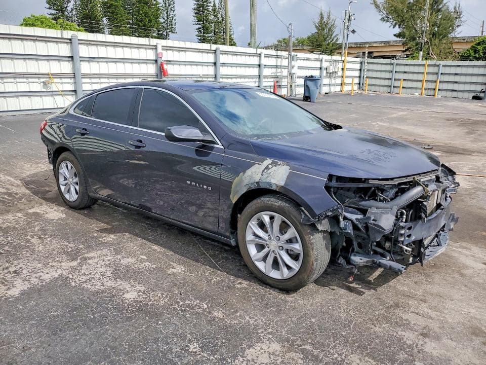 2023 CHEVROLET MALIBU LT LT 4