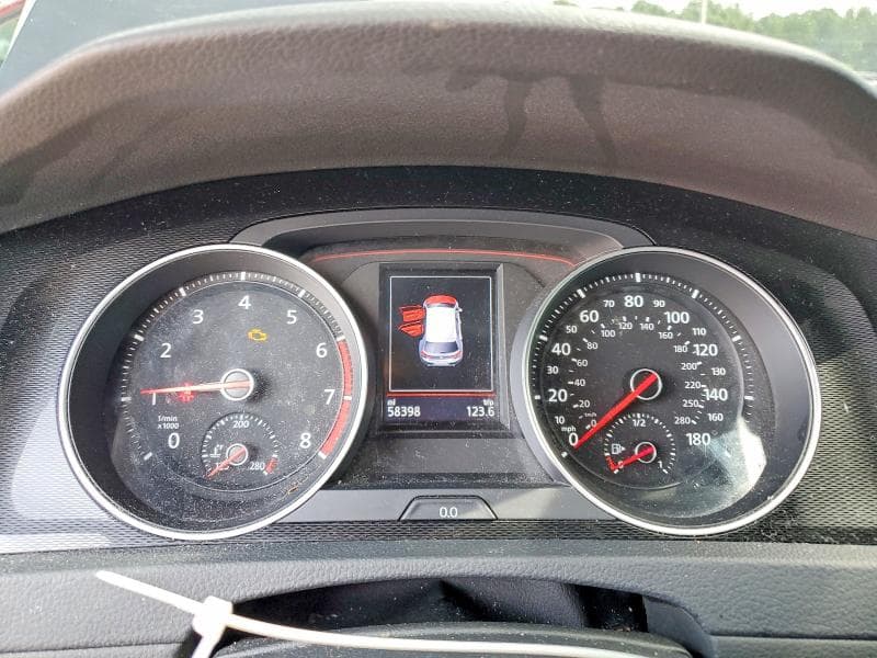 2017 VOLKSWAGEN GTI S S 9