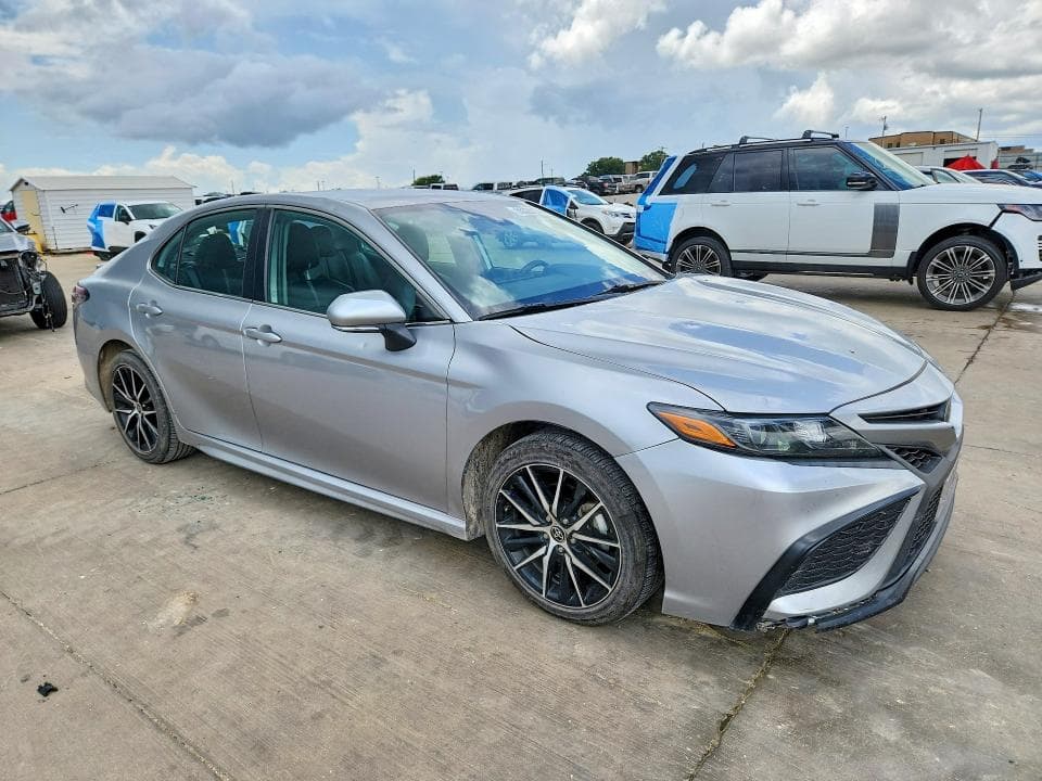 2023 TOYOTA CAMRY SE SE 4
