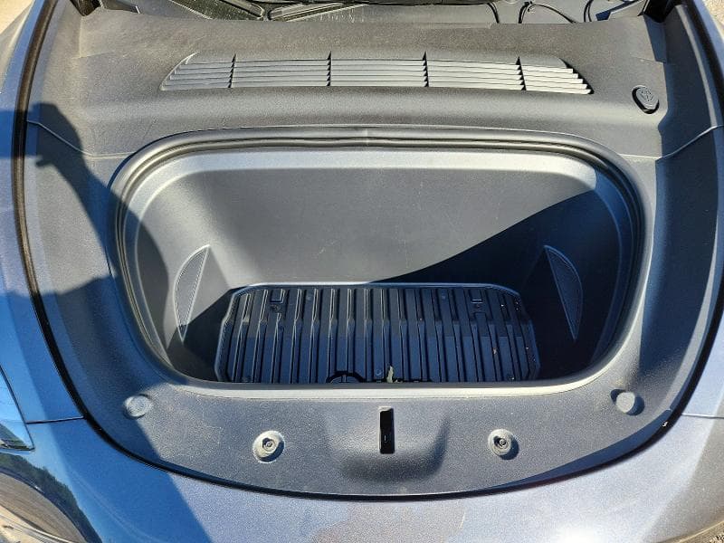 2024 TESLA MODEL Y 11