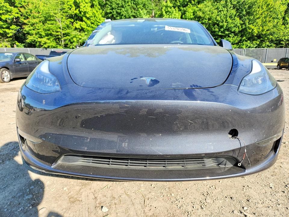 2024 TESLA MODEL Y 5