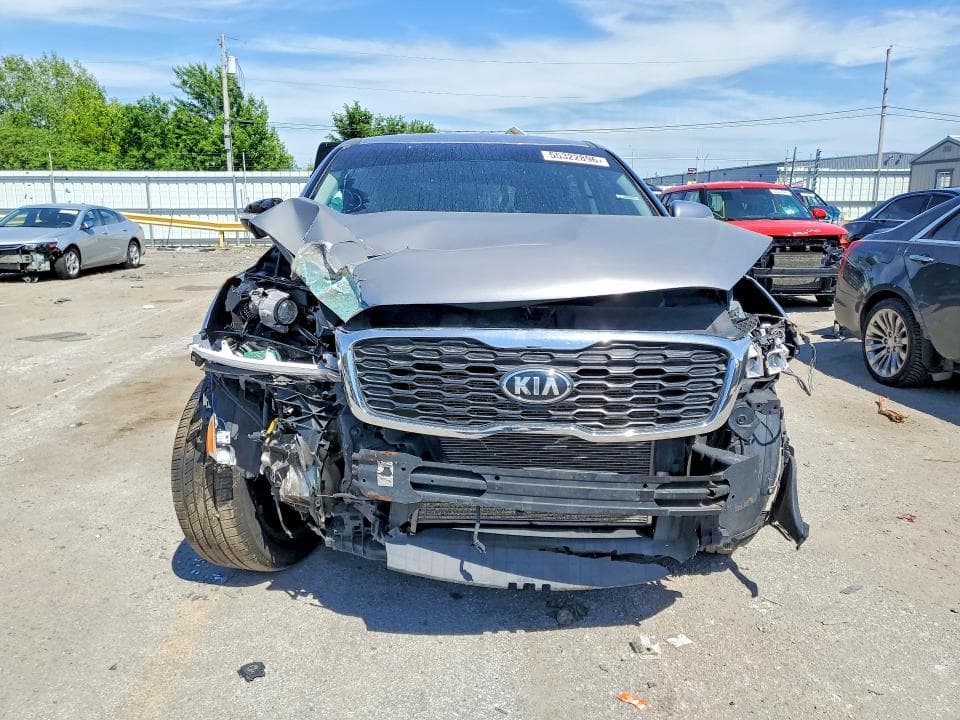 2020 KIA SORENTO S 5