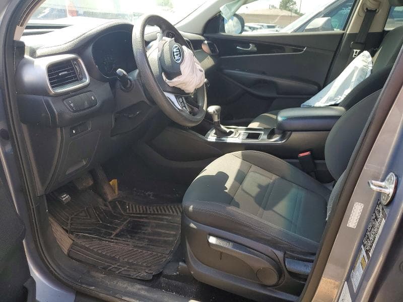 2020 KIA SORENTO S 7