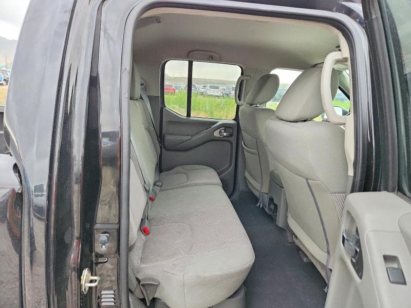 2019 NISSAN FRONTIER SV 10