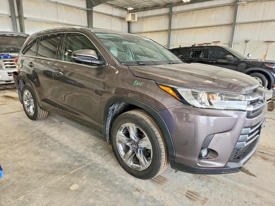 2019 TOYOTA HIGHLANDER LIMITED PLATINUM LIMITED PLATINUM 4