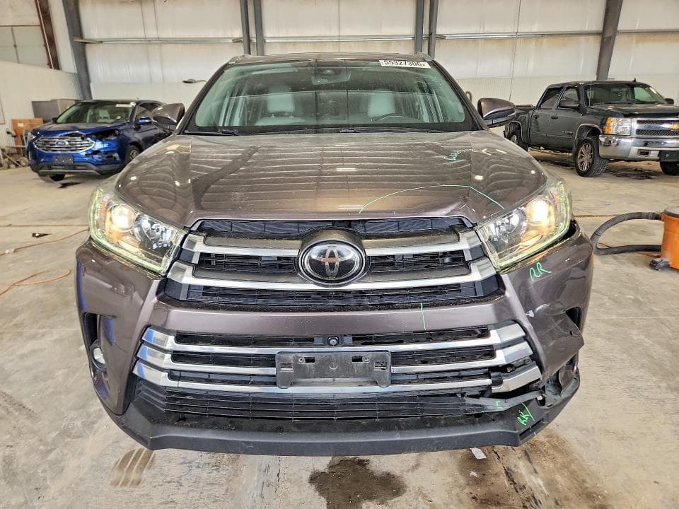 2019 TOYOTA HIGHLANDER LIMITED PLATINUM LIMITED PLATINUM 5