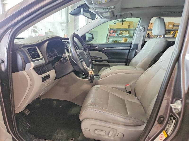 2019 TOYOTA HIGHLANDER LIMITED PLATINUM LIMITED PLATINUM 7