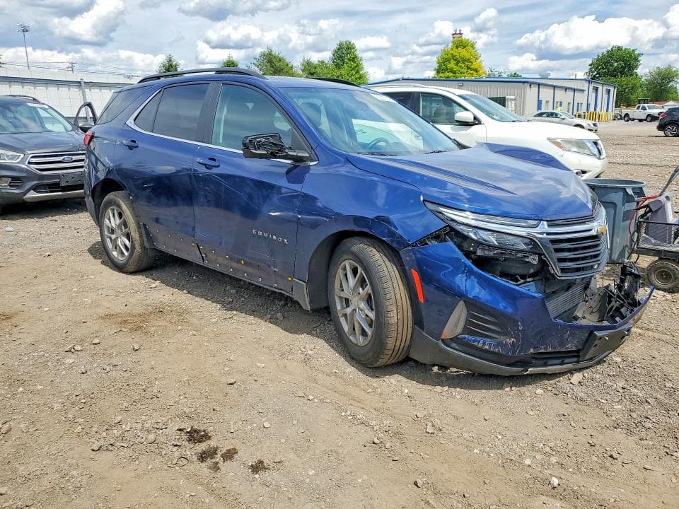 2022 CHEVROLET EQUINOX LT 4