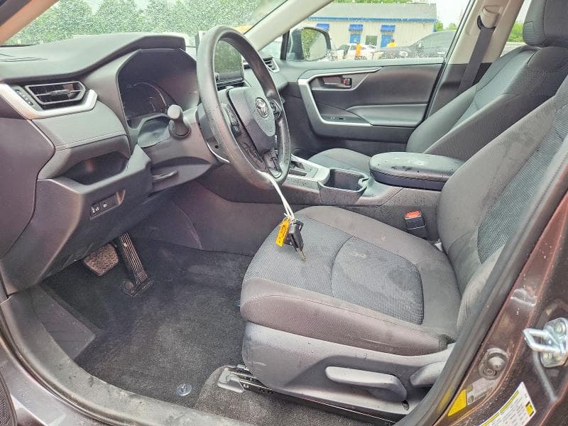 2025 TOYOTA RAV4 LE 7