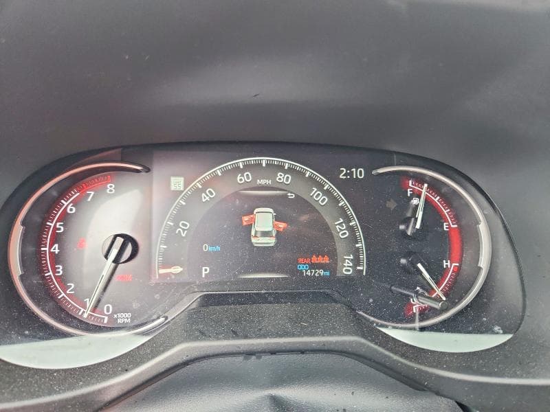2025 TOYOTA RAV4 LE 9