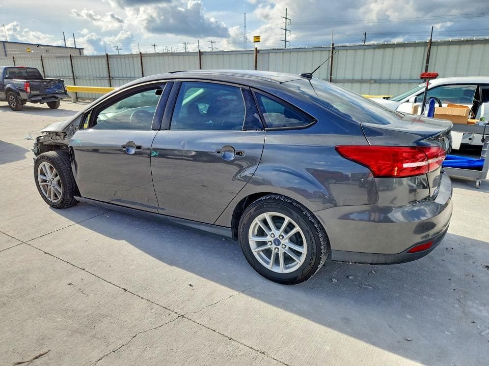 2017 FORD FOCUS SE 2