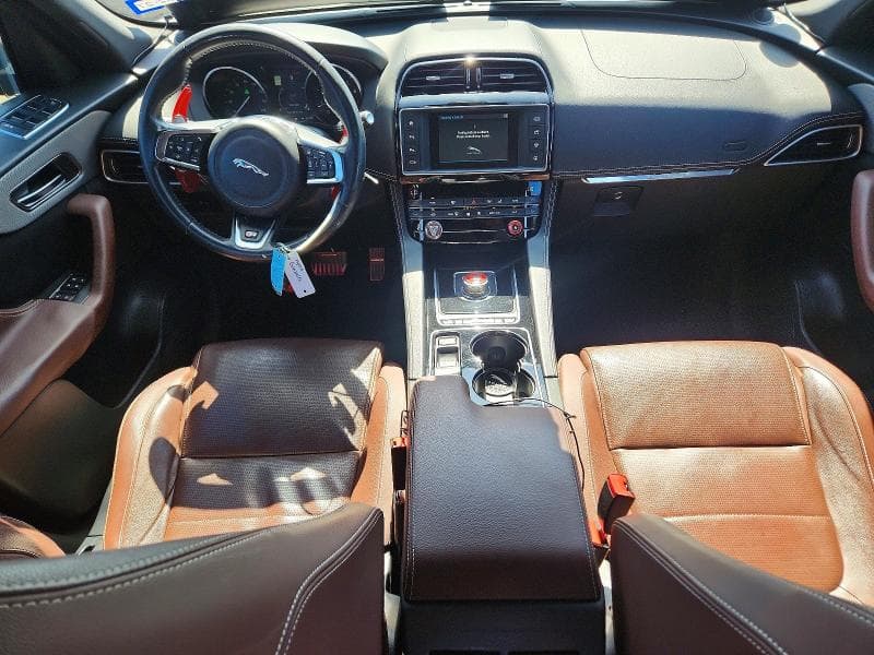 2017 JAGUAR F-PACE S 8