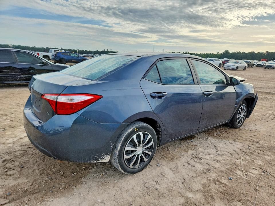 2016 TOYOTA COROLLA LE 3