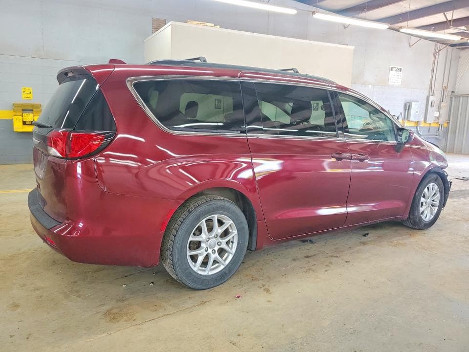 2020 CHRYSLER VOYAGER LXI 3